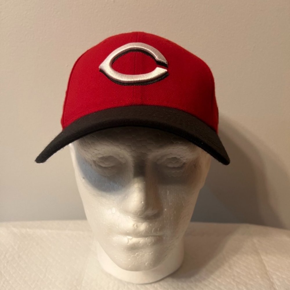 Cincinnati Reds New Era 39Thirty S/M Cap MLB Genuine Merchandise